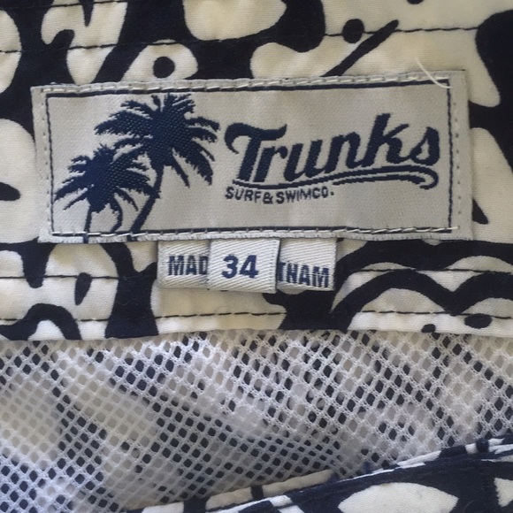 Trunks Surf & Swim Co. Shorts NWOT, size 34 - Picture 3 of 6
